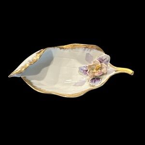 AITO CHINA Gold Rimmed Leaf Trinket Dish